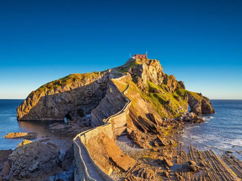 Northern Spain tours offer natural wonder, delicious wines, and incredible cuisine.